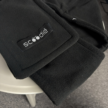 Écharpe à Capuche Amovible en Polaire – Scoodie 2-en-1