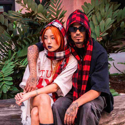 Écharpe à Capuche Amovible en Polaire – Scoodie 2-en-1